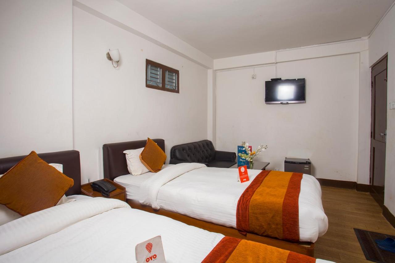 Oyo 104 Hotel Baltic Inn Kathmandu Exterior foto
