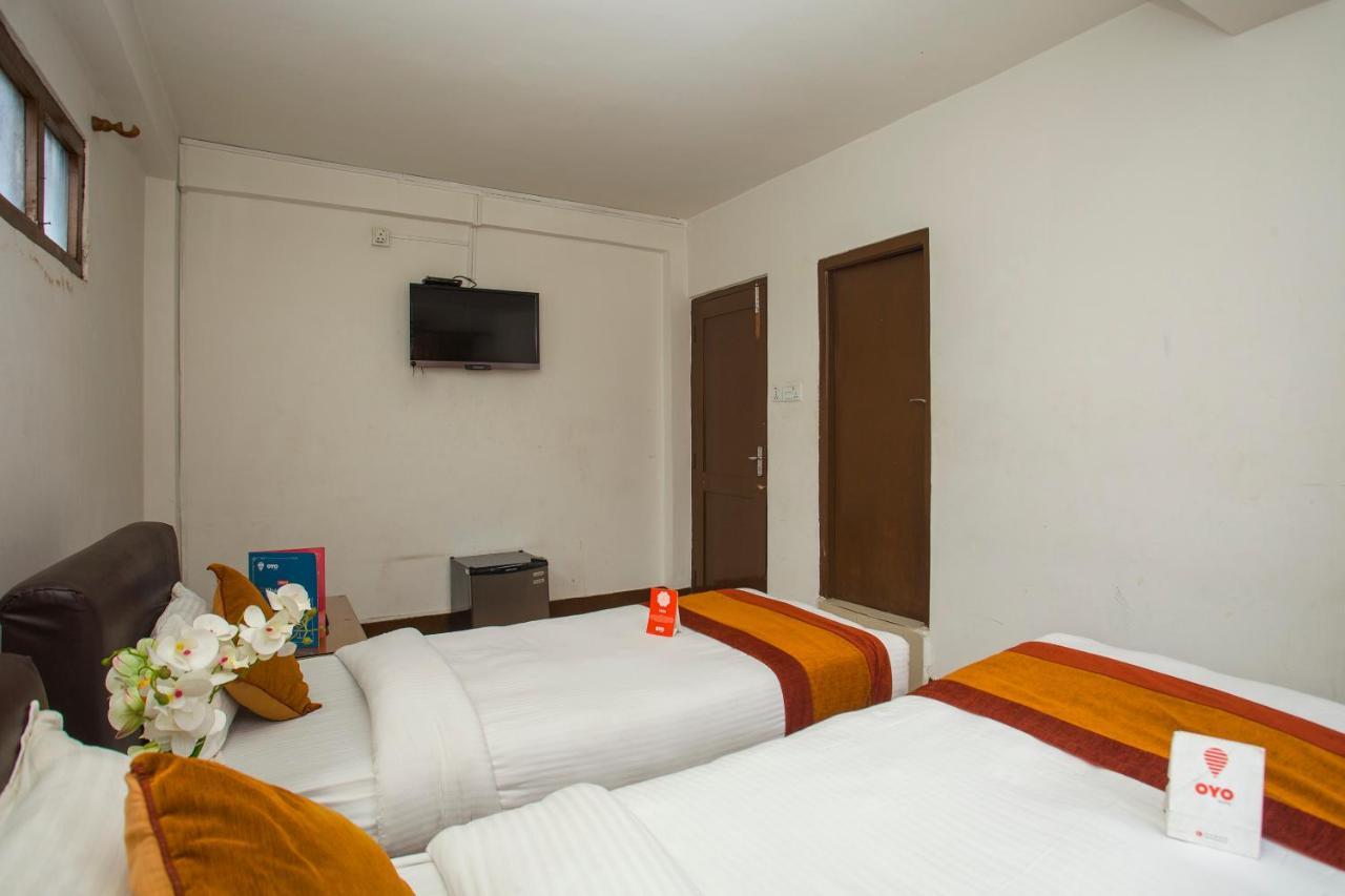 Oyo 104 Hotel Baltic Inn Kathmandu Exterior foto